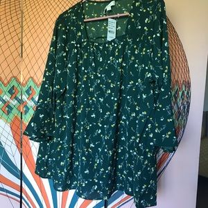 Floral breezy top NWT